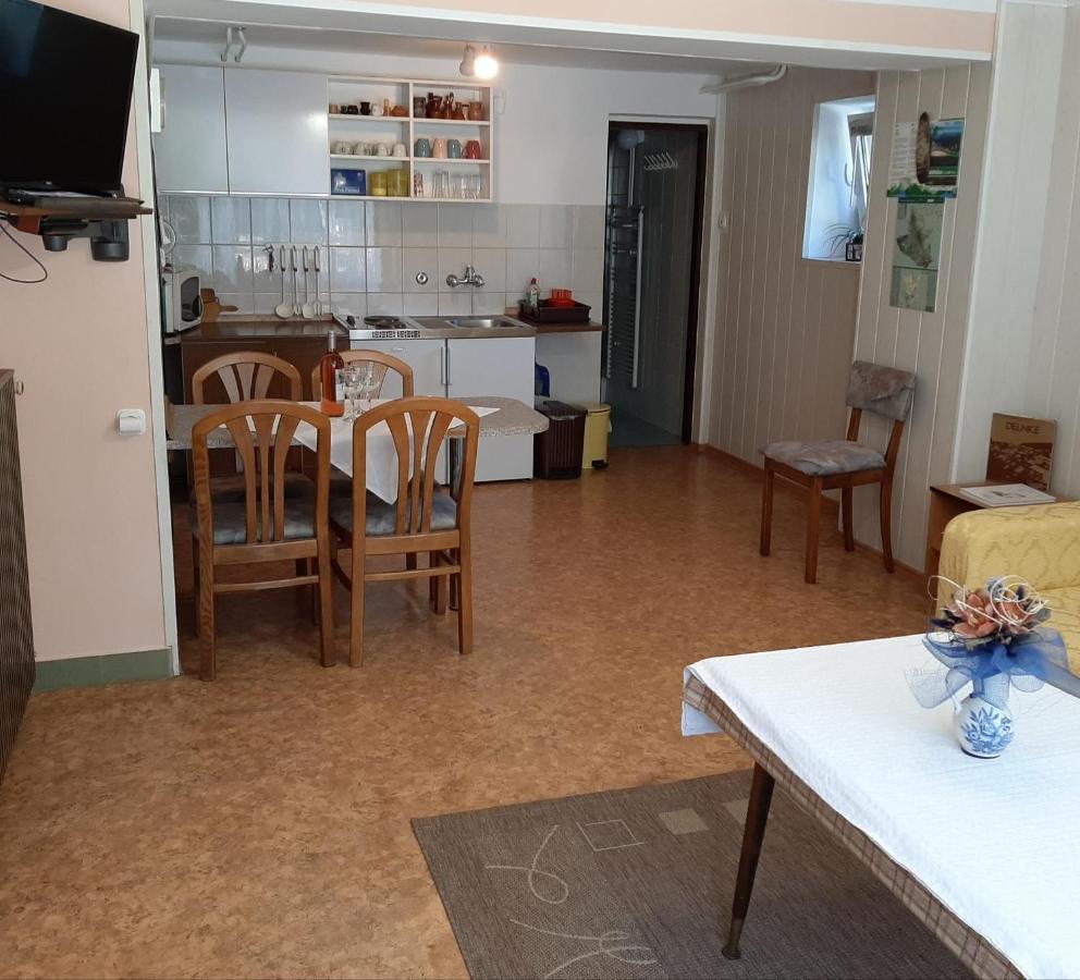 Apartments Gale Delnice Esterno foto